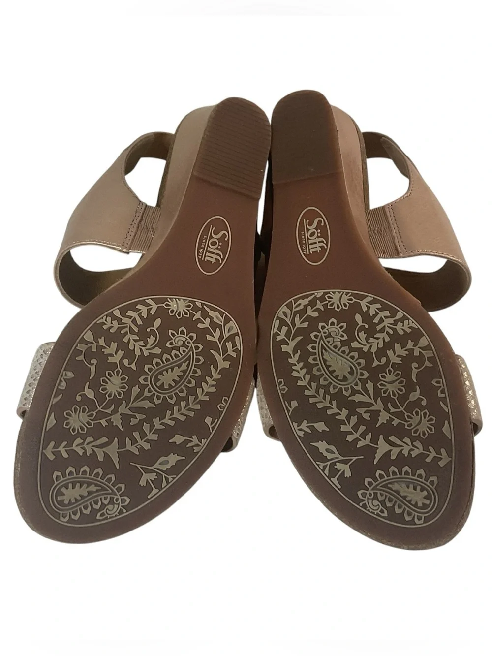 Sofft Women's Rose Gold Wedge Sandals
